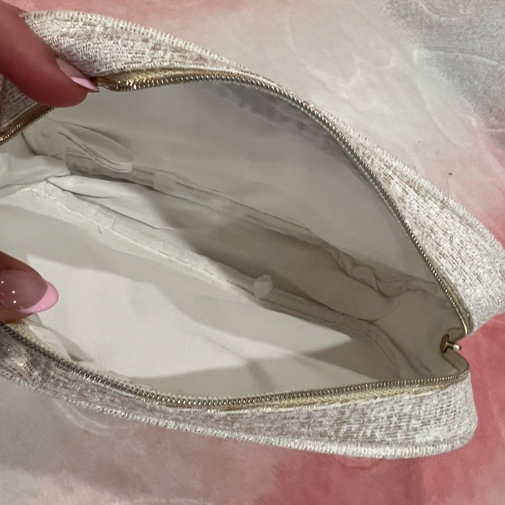 NEW! Luxury Makeup Bag — Gorgeous in cream and gold. - Picture 10 of 13